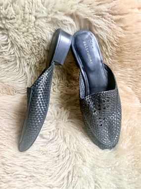 Salt + Umber Black Woven Leather Mule